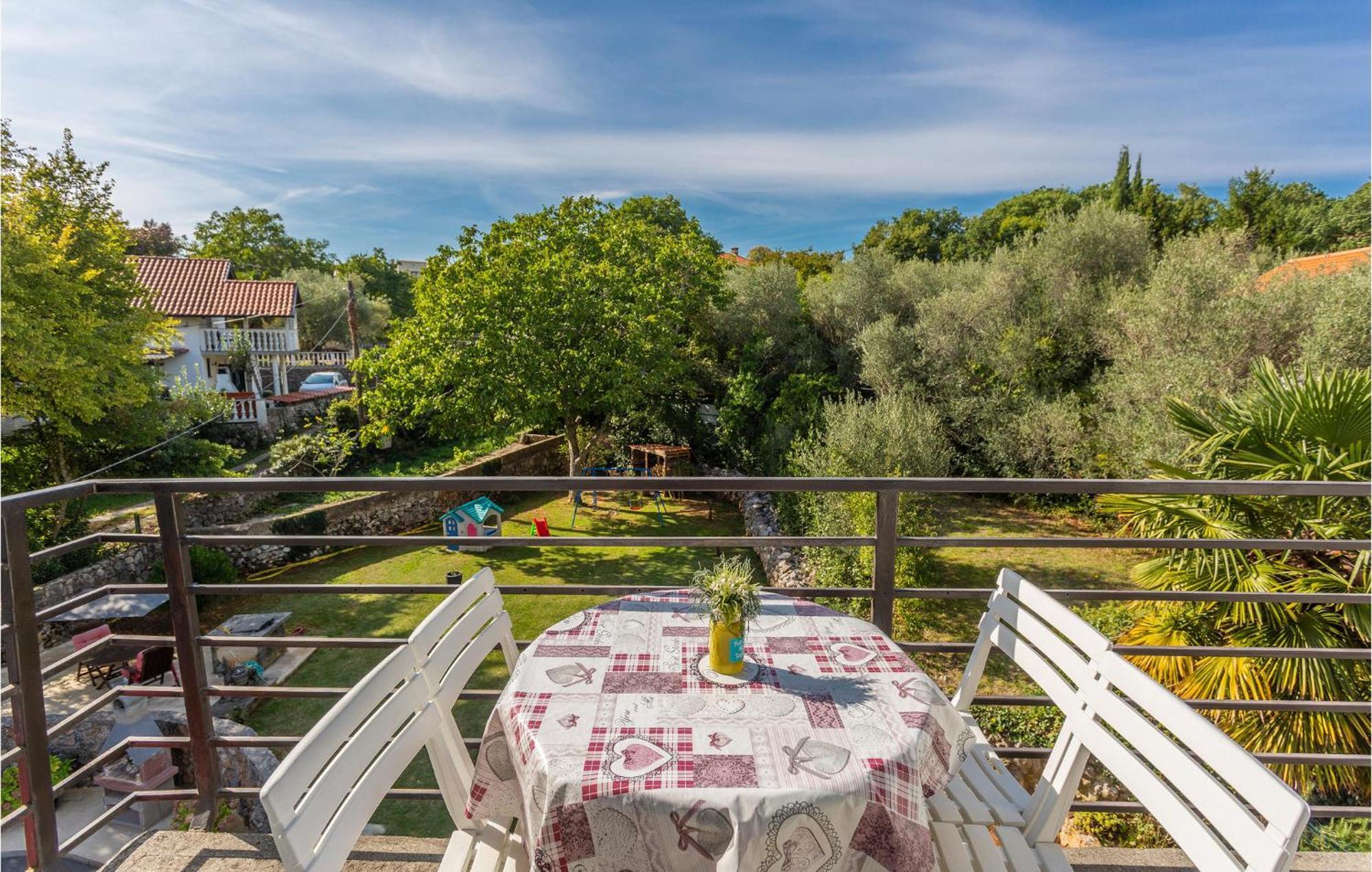 Nice Apartment In Krk With Wifi Risika Exterior foto